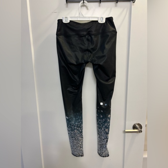 Alo Yoga Air Brush Black Brilliance High Rise Leggings - Picture 5 of 10